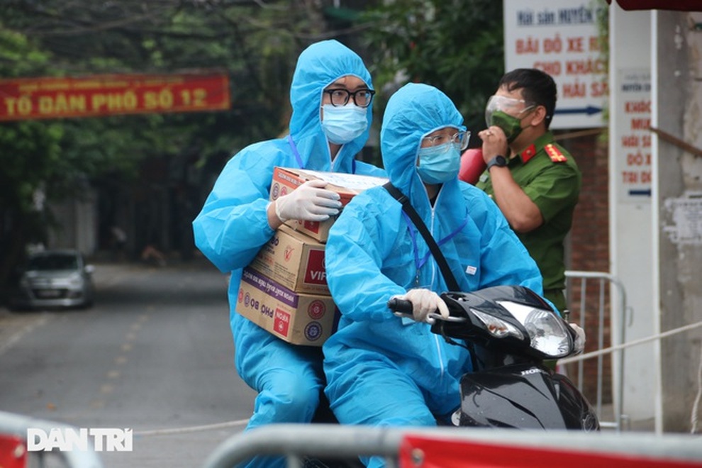 Hà Nội: Cách ly toàn bộ phường Chương Dương thêm 14 ngày - 1 Hà Nội: Cách ly toàn bộ phường Chương Dương thêm 14 ngày - 1