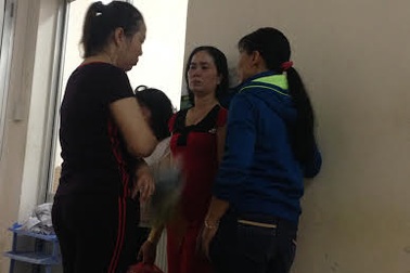 Hai mẹ con bị người tình của mẹ tạt xăng đốt