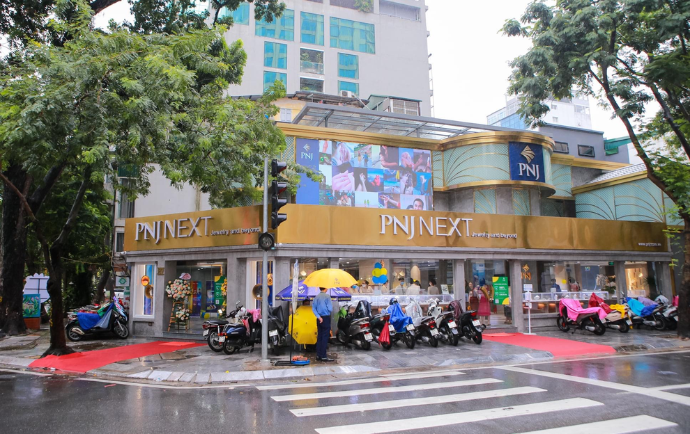 Khai trương PNJ NEXT Bà Triệu, Hà Nội - cho một trải nghiệm mua sắm khác biệt - 1 Khai trương PNJ NEXT Bà Triệu, Hà Nội - cho một trải nghiệm mua sắm khác biệt - 1