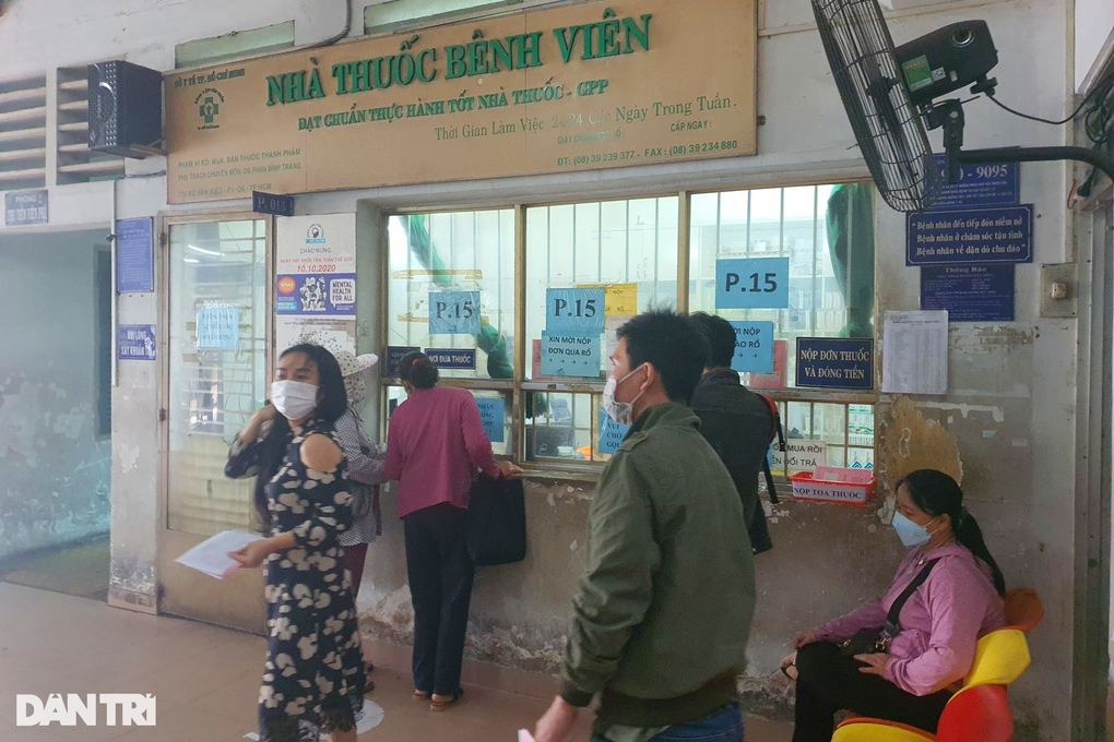 Bệnh viện xấu nhất TPHCM được cấp 50 tỷ đồng, khẩn trương xử lý ẩm thấp - 4 Bệnh viện xấu nhất TPHCM được cấp 50 tỷ đồng, khẩn trương xử lý ẩm thấp - 4