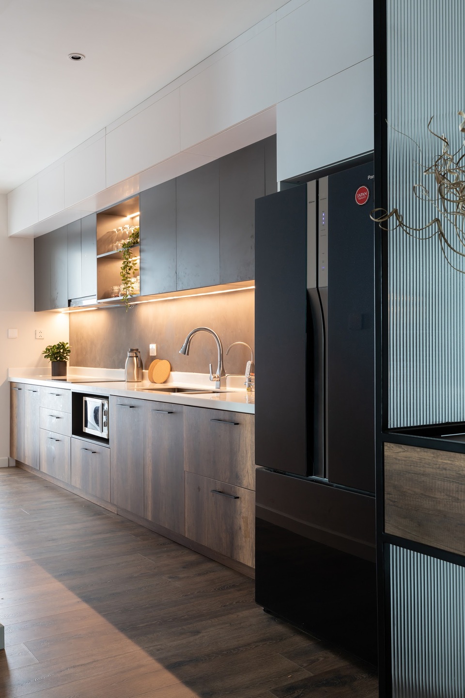 Vợ chồng trẻ hy sinh 1 phòng ngủ làm phòng đọc sách ngắm trọn Hồ Tây - 7