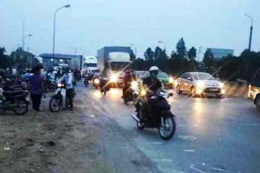 2 nữ sinh tử vong trên đường về nghỉ lễ