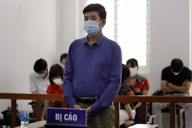 Vòi tiền đương sự, kiểm sát viên còn "kiếm thêm"... 13 quả trứng đà điểu