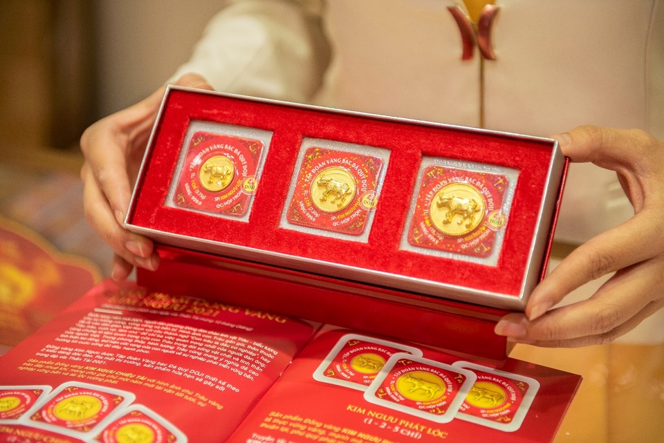 Cơ hội trúng ngay hàng chục lượng vàng trong Ngày hội Vàng tại DOJI Tower - 3 Cơ hội trúng ngay hàng chục lượng vàng trong Ngày hội Vàng tại DOJI Tower - 3