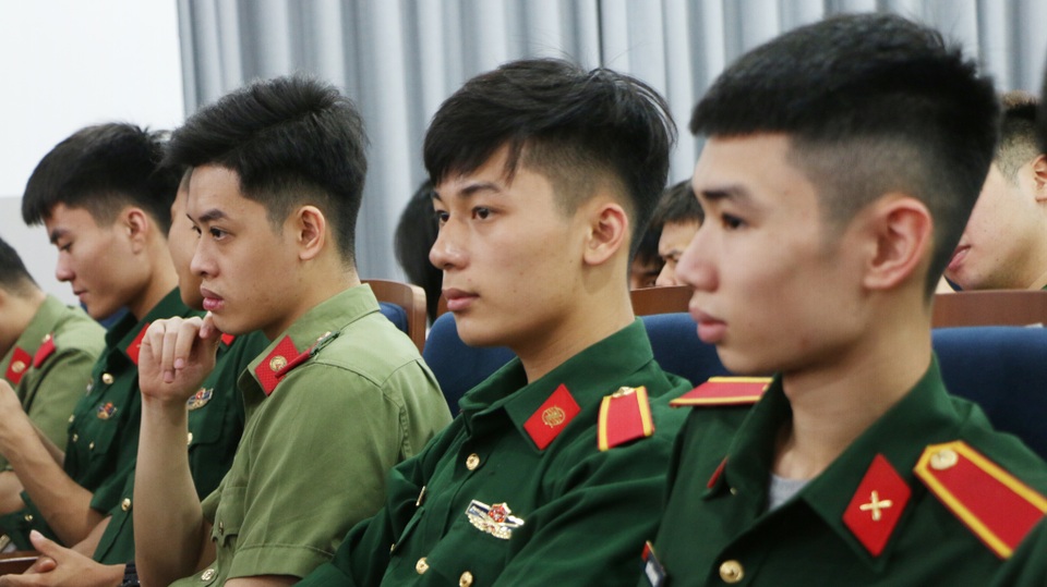 Học viện Kỹ thuật Mật mã nhận Huân chương Bảo vệ Tổ quốc hạng Nhì - 3 Học viện Kỹ thuật Mật mã nhận Huân chương Bảo vệ Tổ quốc hạng Nhì - 3
