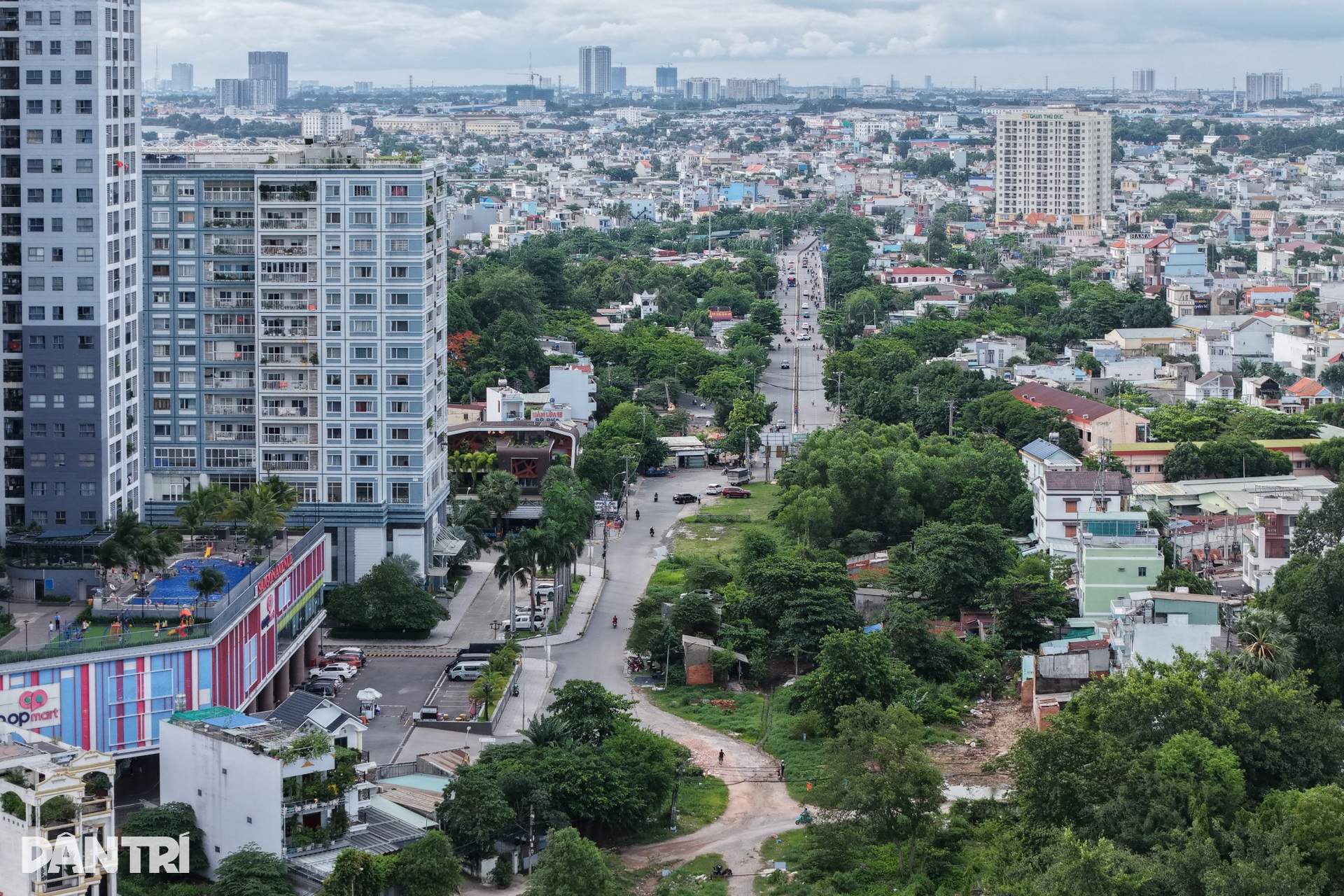 Hiện trạng vành đai 2 TPHCM xuống cấp sau 5 năm tạm ngừng thi công - 6 Hiện trạng vành đai 2 TPHCM xuống cấp sau 5 năm tạm ngừng thi công - 6