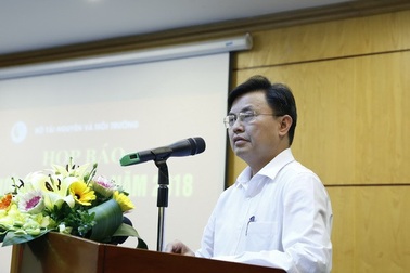 Hàng nghìn container phế liệu nhập khẩu đang tồn đọng tại các cảng biển