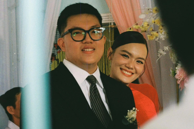 Lê Thanh Thảo rạng rỡ ngày cưới, quen chồng nhờ "quẹt" ứng dụng hẹn hò