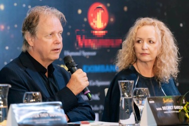 Secret Garden: "Việt Nam cho chúng tôi cảm xúc rất đặc biệt"