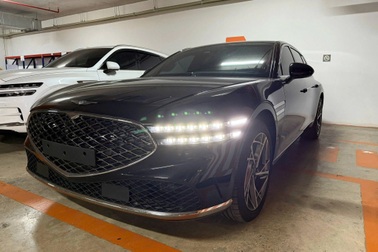 Xe Hàn hàng hiếm chào bán giá 6 tỷ đồng, đối đầu S-Class và BMW 7 Series