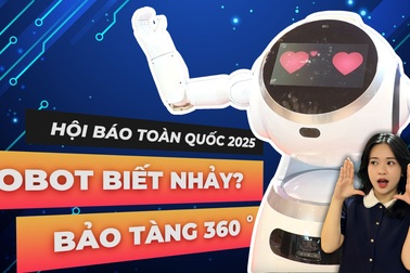Nhảy cùng robot, tham quan bảo tàng 360 độ tại Hội Báo toàn quốc 2025