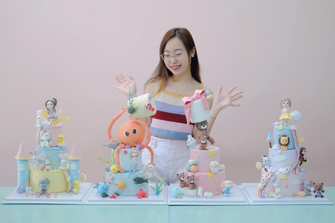 Cô gái gây sốt khi tạo hình 3D, tranh dân gian Đông Hồ lên bánh Trung thu - 2 Cô gái gây sốt khi tạo hình 3D, tranh dân gian Đông Hồ lên bánh Trung thu - 2
