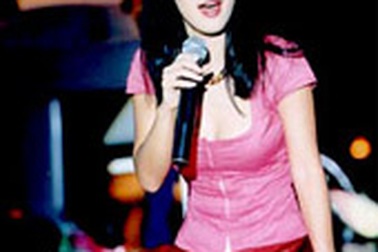 Các giọng ca nữ nhìn lại năm cũ và đón xuân mới 