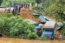 Sạt lở ở Hà Giang: 3 người chết và mất tích, con số có thể tăng lên