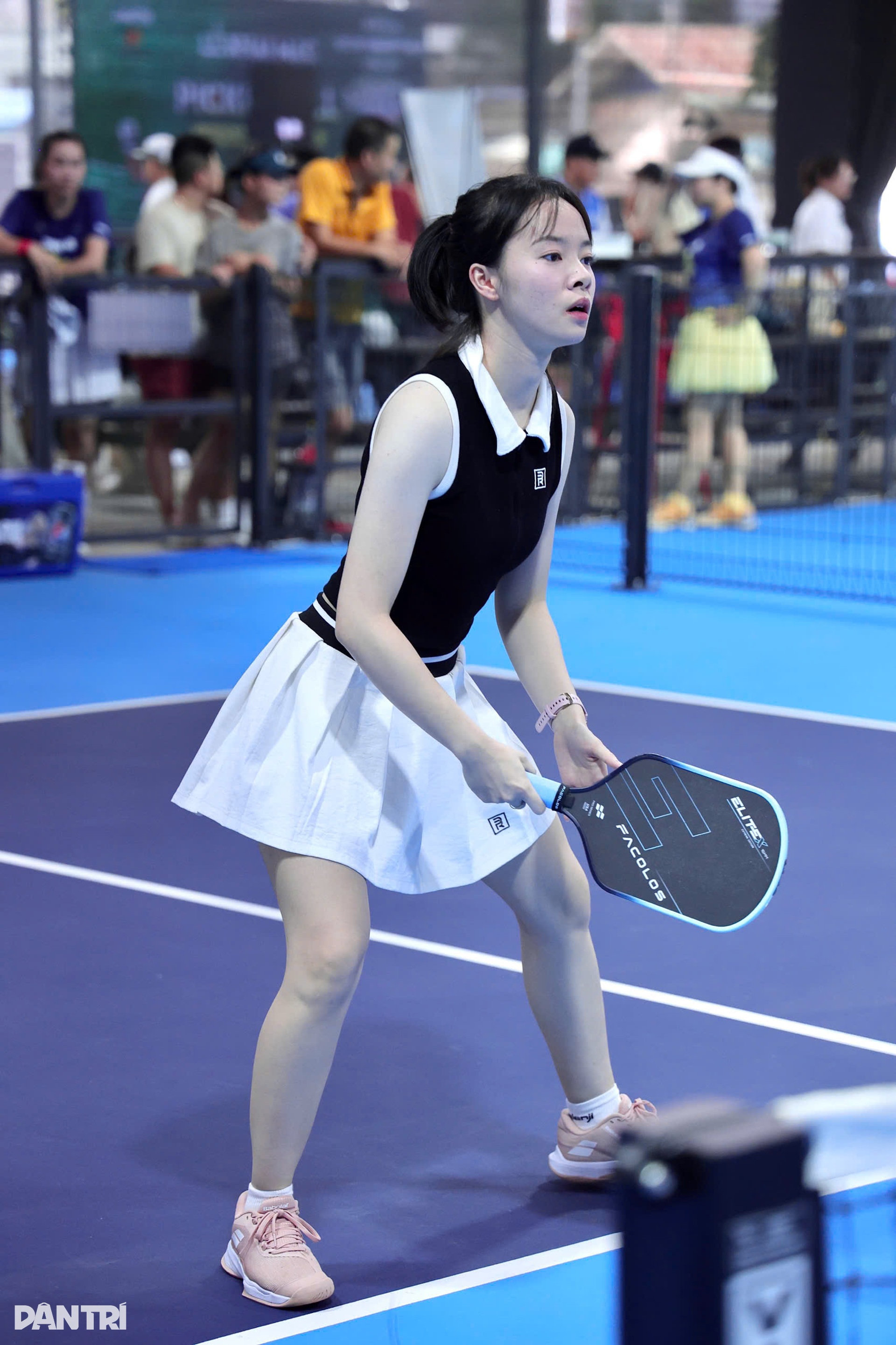 Những bóng hồng rạng rỡ, khỏe khoắn đổ bộ giải pickleball Dân trí 20 năm - 2 Những bóng hồng rạng rỡ, khỏe khoắn đổ bộ giải pickleball Dân trí 20 năm - 2
