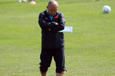 HLV Park Hang Seo không quan tâm lời khen chê của chuyên gia Việt Nam