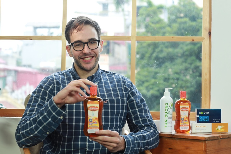 Súc miệng, súc họng sát khuẩn: Chọn loại nào để có tác dụng kéo dài nhất? - 2 Súc miệng, súc họng sát khuẩn: Chọn loại nào để có tác dụng kéo dài nhất? - 2