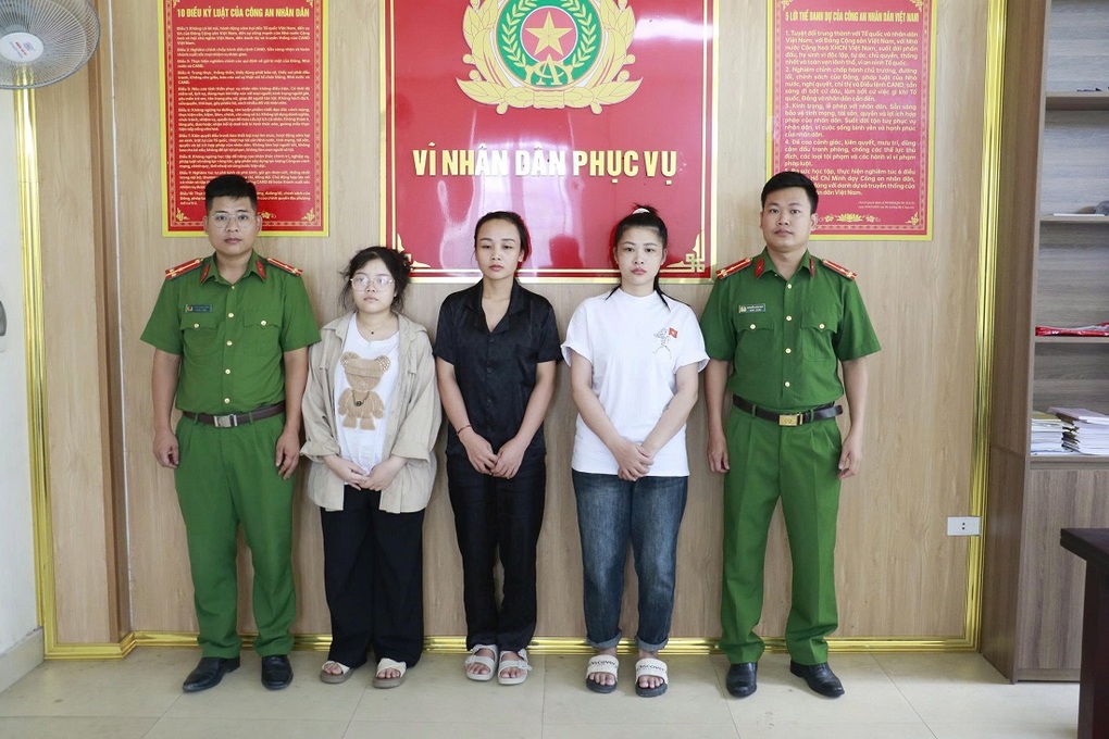 Công an giải cứu 13 nạn nhân bị lừa bán sang Tam Giác Vàng - 1 Công an giải cứu 13 nạn nhân bị lừa bán sang Tam Giác Vàng - 1