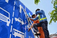 TPHCM điều chỉnh loạt biển báo sai quy chuẩn sau phản ánh của Dân trí