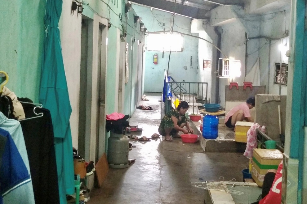 Người lao động ở Sài Gòn chật vật xoay xở tiền thuê trọ, mong chờ giảm giá - 1 Người lao động ở Sài Gòn chật vật xoay xở tiền thuê trọ, mong chờ giảm giá - 1