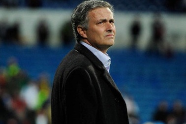 Jose Mourinho và những xung đột triền miên tại Bernabeu