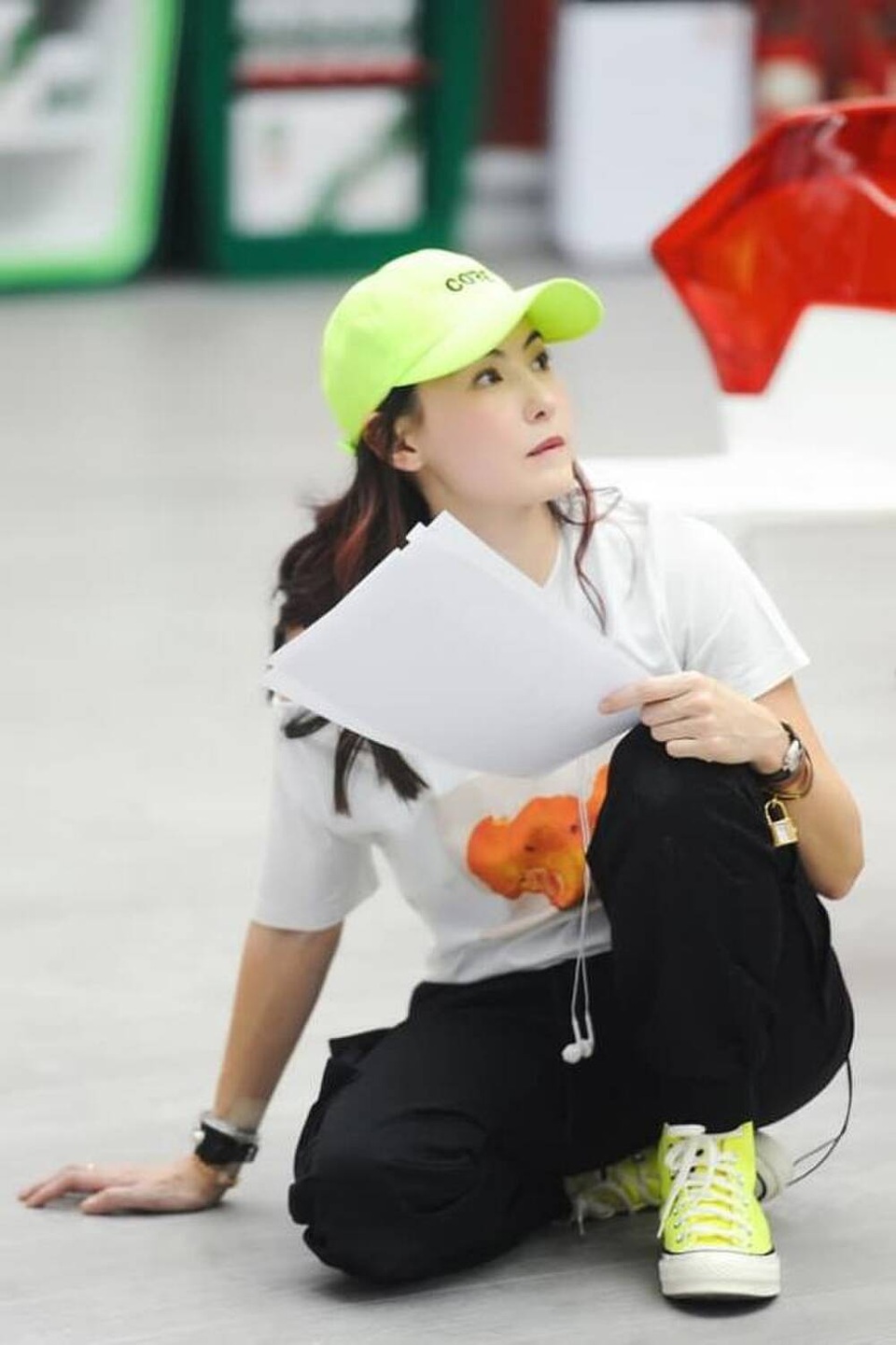 Ca hát thất bại nhưng Trương Bá Chi được khen về ngoại hình - 8 Ca hát thất bại nhưng Trương Bá Chi được khen về ngoại hình - 8