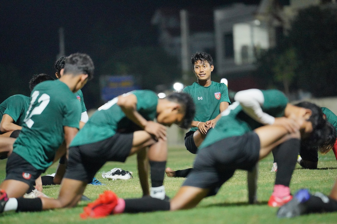 U23 Myanmar đóng cửa tập kín, U23 Indonesia chờ sao châu Âu - 1 U23 Myanmar đóng cửa tập kín, U23 Indonesia chờ sao châu Âu - 1