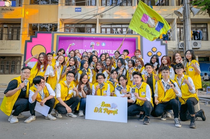 Ban Đối Ngoại - HSV - Một trong những đơn vị tổ chức chính của NEU Youth Festival hàng năm.