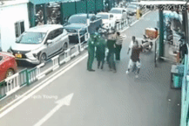 Không để tài xế đi ngược chiều, nhân viên phà Cát Lái bị đánh