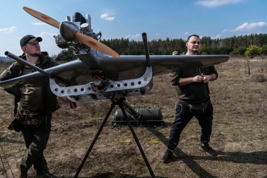 Ông Fedorov mất chức, dự án UAV và robot chiến đấu của Ukraine sẽ ra sao?