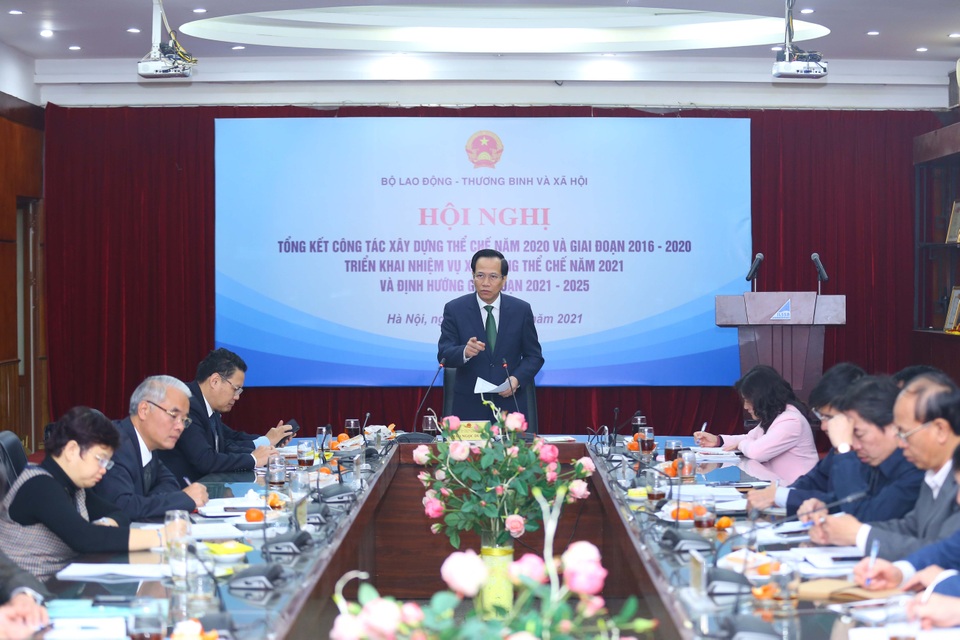 Bộ trưởng Đào Ngọc Dung: Thể chế là mốc son của nhiệm kỳ 2016-2020... - 3 Bộ trưởng Đào Ngọc Dung: Thể chế là mốc son của nhiệm kỳ 2016-2020... - 3