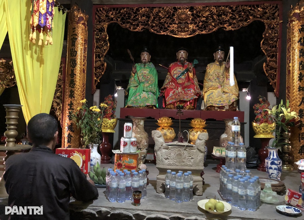 Cận cảnh lò luyện đan gần nghìn năm trong ngôi chùa cổ ngoại thành Hà Nội - 3 Cận cảnh lò luyện đan gần nghìn năm trong ngôi chùa cổ ngoại thành Hà Nội - 3