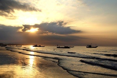 Nếu “chán” Hạ Long, hãy về Trà Cổ