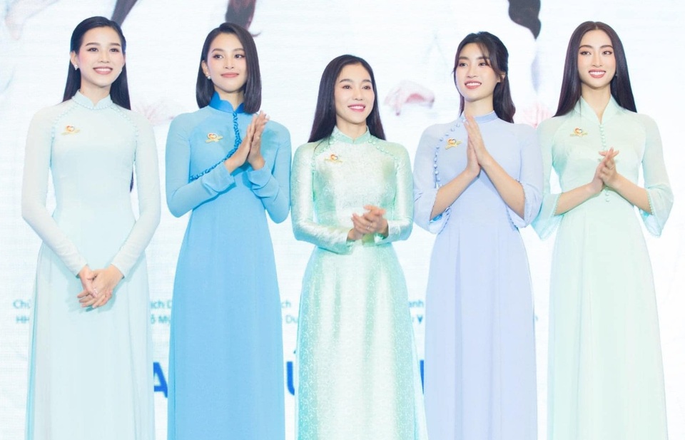 Lương Thùy Linh: Ngày xưa tôi hơi ích kỷ, hay than thở - 1 Lương Thùy Linh: Ngày xưa tôi hơi ích kỷ, hay than thở - 1