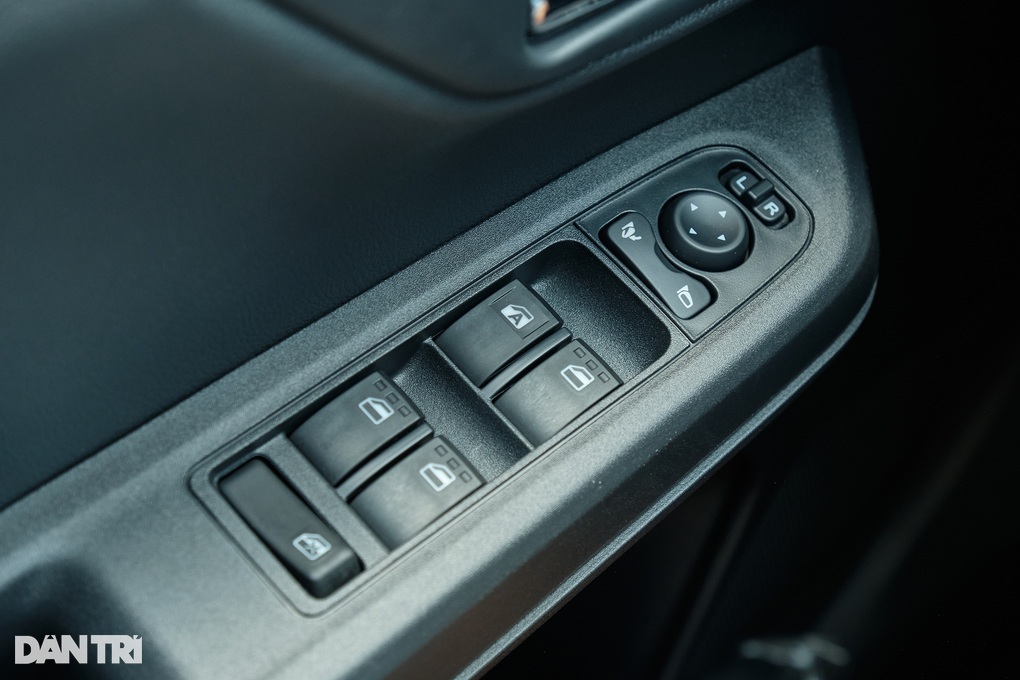Toyota Wigo 2023 về đại lý, giá rẻ và nhiều trang bị hơn liệu có thoát ế? - 18 Toyota Wigo 2023 về đại lý, giá rẻ và nhiều trang bị hơn liệu có thoát ế? - 18