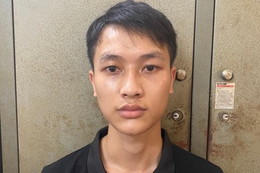 Hà Nội: "Tú ông" môi giới mại dâm 6 triệu đồng/lượt