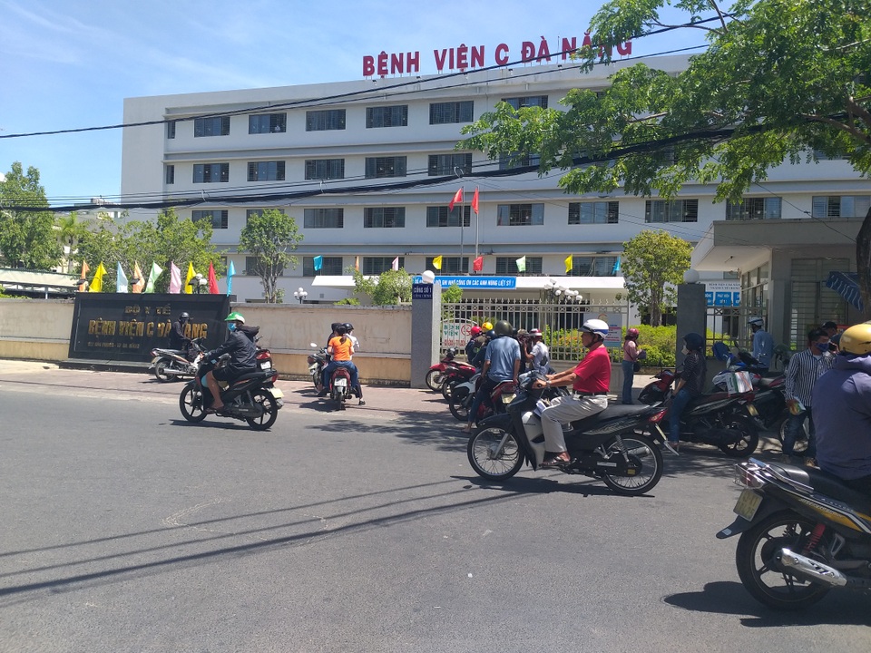 Phong tỏa Bệnh viện C Đà Nẵng vì 1 bệnh nhân nghi mắc Covid-19 - 1 Phong tỏa Bệnh viện C Đà Nẵng vì 1 bệnh nhân nghi mắc Covid-19 - 1