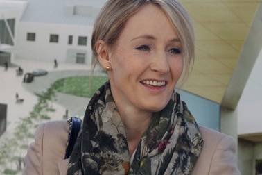 Người hâm mộ chờ đón tác phẩm mới của “mẹ Harry Potter”