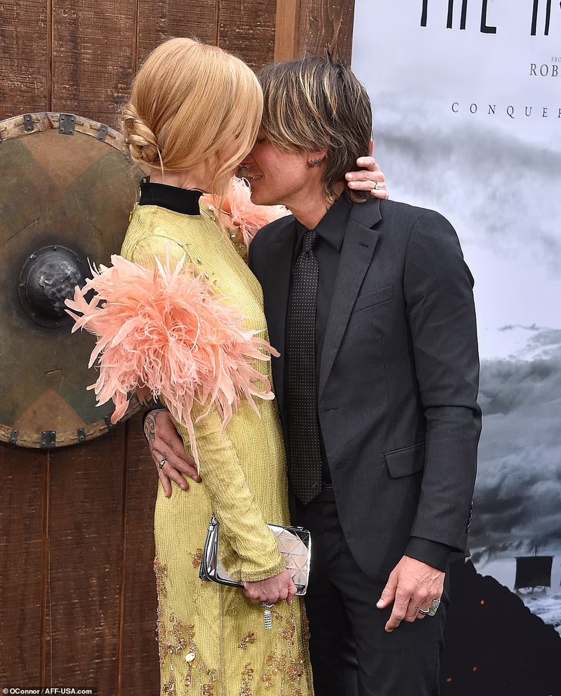 Khoảnh khắc ngọt ngào của Nicole Kidman và Keith Urban - 1 Khoảnh khắc ngọt ngào của Nicole Kidman và Keith Urban - 1