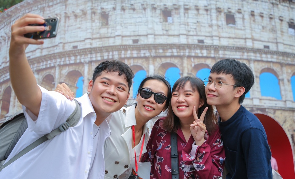 “Sống Như Ý” và nước Ý trong mắt người Việt - 1 “Sống Như Ý” và nước Ý trong mắt người Việt - 1