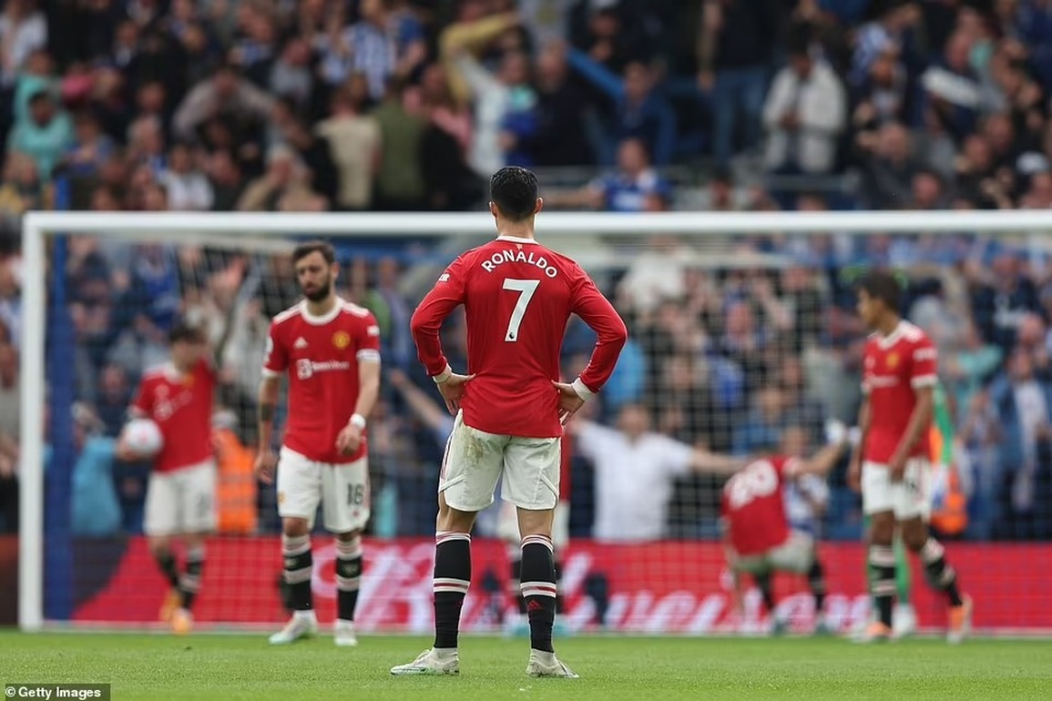Rio Ferdinand làm bẽ mặt HLV Ralf Rangnick - 2 Rio Ferdinand làm bẽ mặt HLV Ralf Rangnick - 2