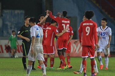 Dính nghi án tiêu cực, Hải Phòng vẫn đánh bại SHB Đà Nẵng