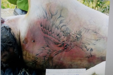 Người đàn ông bị siết cổ đến chết được tìm thấy trên sông