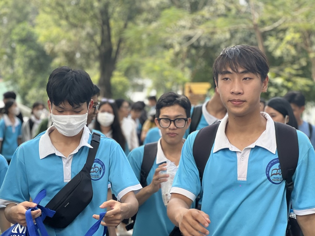 Nữ sinh chọn ngành, nhớ ngay lời Tiktoker gọi tên ngành vô dụng nhất - 3