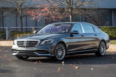 "Cực phẩm"  Mercedes-Maybach và Bentley Bentayga cũng phải triệu hồi