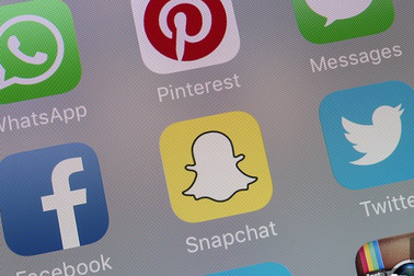 Có dễ dàng để từ bỏ được mạng xã hội?