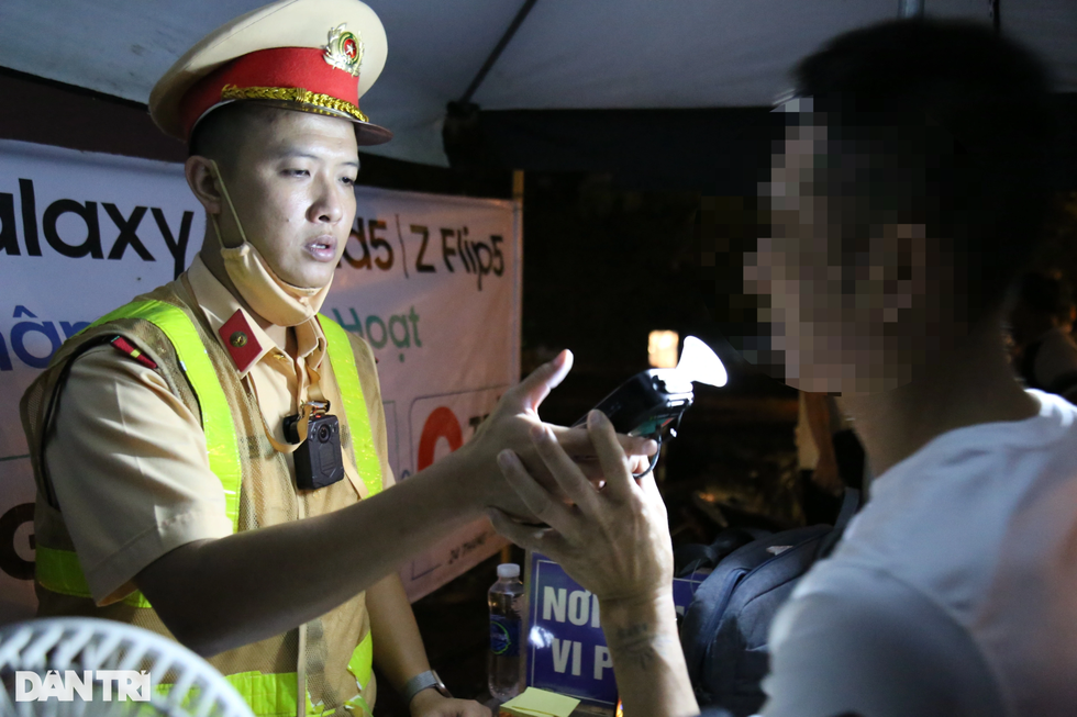 Kỳ 2: Bí thư, chủ tịch, công an vi phạm nồng độ cồn... cũng phạt - 2