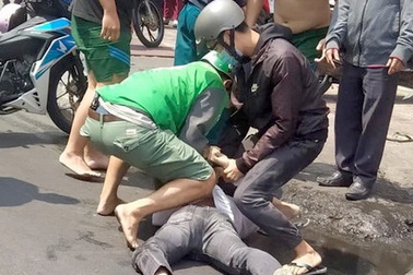 Trinh sát đặc nhiệm bị thương trong lúc truy bắt hai tên cướp