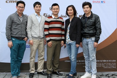 MC Nhã Uyên bất ngờ nhận dẫn chương trình Dạy con