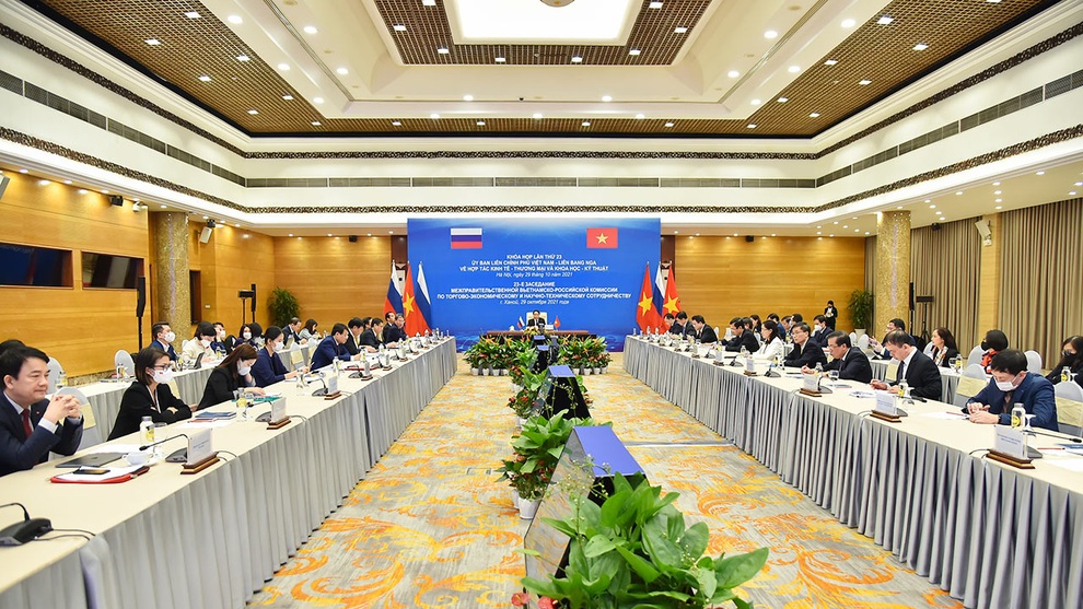 Việt - Nga mở rộng hợp tác năng lượng, dầu khí - 1 Việt - Nga mở rộng hợp tác năng lượng, dầu khí - 1